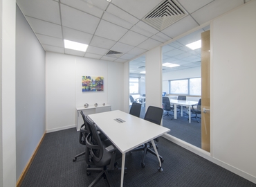 Coworking Fairbourne Drive, Atterbury Lakes MK10 9RG Milton Keynes