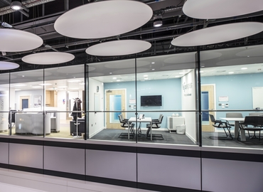  Conference venues in West London, Arrivals Concourse, 35 m² - MatchOffice.co.uk