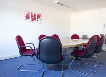  Coworkind spaces in High Wycombe, Lincoln Road, 50 m² - MatchOffice.co.uk
