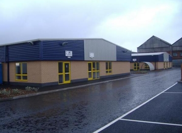 74 m² Co-working  in West Bromwich, Middlemore Road (B21 0AY) - 1 | MatchOffice