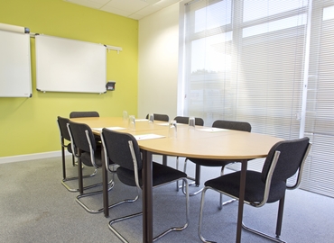  Coworking space in Hampshire, Premier Way, 50 m² - MatchOffice.co.uk