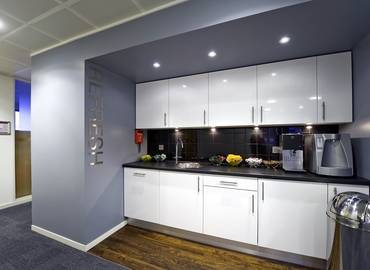  Work space in West Sussex, Station Way, 70 m² - MatchOffice.co.uk