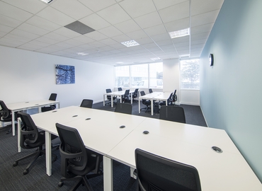 12 m² Shared workspace  in Dartford, Victory Way (DA2 6QD) - 4 | MatchOffice