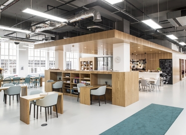 100 m² Co-working  in City of London, Winsley Street 4 (W1W 8HF) - 1 | MatchOffice