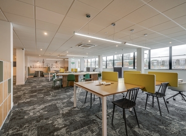 100 m² Coworking space  in Gloucestershire, Worcester Street 31 (GL1 3AJ) - 8 | MatchOffice