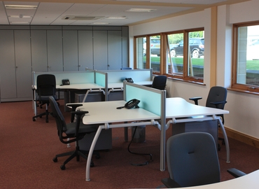  Coworkind spaces in Leeds City Centre, 4 Carrwood Park, 400 m² - MatchOffice.co.uk
