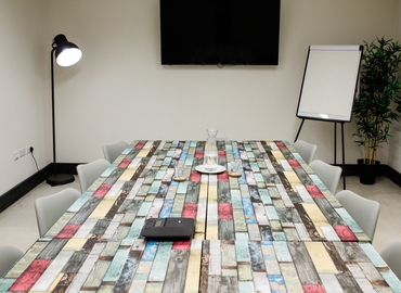  Work space in Cardiff, Wellington Street, 400 m² - MatchOffice.co.uk