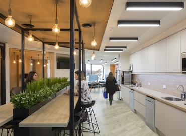 Business centre  in Hertfordshire, London Road, 79 m² - MatchOffice.co.uk