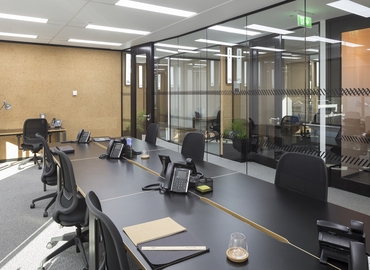 Business centre  in Hertfordshire, London Road, 79 m² - MatchOffice.co.uk