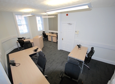 Coworking in The City of London, 45 Fitzroy Street, 40 m² - MatchOffice.co.uk