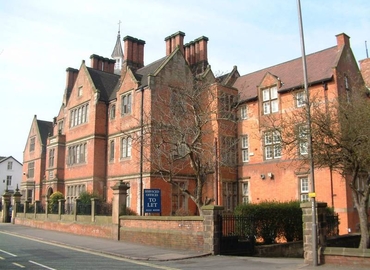140 m² Shared office  in Derbyshire, Uttoxeter New Road (DE22 3WZ) - 1 | MatchOffice