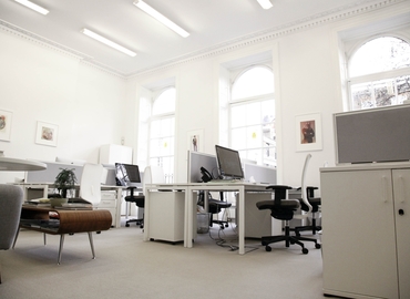  Work space in The City of London, Baker Street 115, 1000 m² - MatchOffice.co.uk