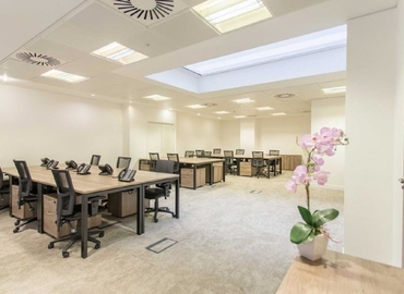 468 m² Serviced office in The City of London, 4 Cavendish Square (W1G 0PG) - 2 | MatchOffice.com