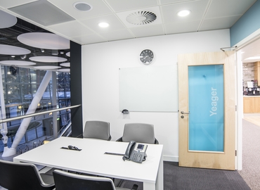  Coworkind spaces in West London, Arrivals Concourse, 150 m² - MatchOffice.co.uk