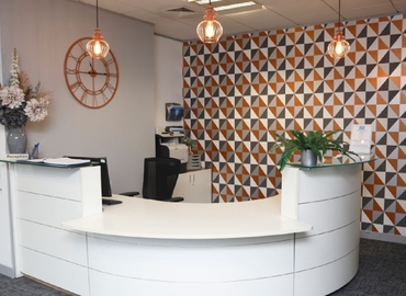 571 m² Business center in Hertfordshire, Bridge Road East 26 (AL7 1HL) - 0 | MatchOffice