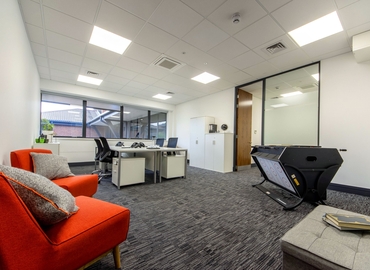 300 m² Business space in Portsmouth, Port View (PO6 4TZ) - 13 | MatchOffice.com