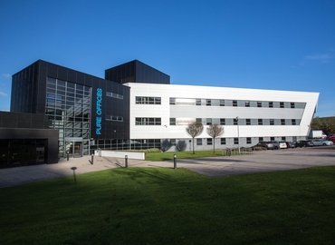  Business center  in Nottingham, Lake View Drive, 907 m² - MatchOffice.co.uk