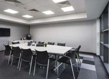 Business centre  in Nottingham, Lake View Drive, 907 m² - MatchOffice.co.uk