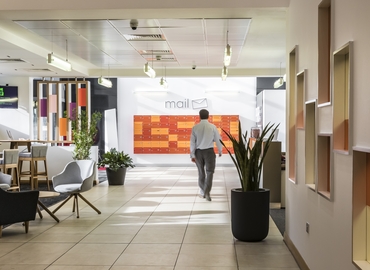  Business center  in Nottingham, Lake View Drive, 907 m² - MatchOffice.co.uk