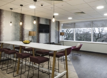 300 m² Business park place up for rent in Manchester City Centre, Brooks Drive (SK8 3TD) - 0 | MatchOffice.com