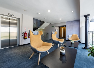  Business center  in Edinburgh, Anderson Place 2, 871 m² - MatchOffice.co.uk