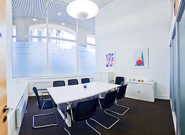  Meeting room for rent in Birmingham Centre, One Victoria Square, 22 m² - MatchOffice.co.uk