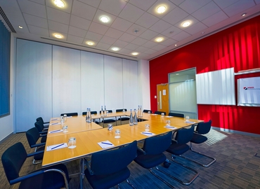  Meeting room for rent in Bristol, Lower Castle Street, 35 m² - MatchOffice.co.uk