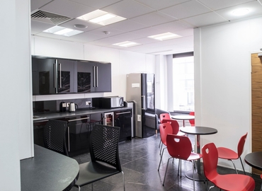 70 m² Coworking  in City of London, Elmfield Road 26 (BR1 1LR) - 0 | MatchOffice