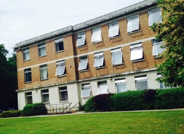 10 m² Business park in Cheshire, Hooton Road (CH66 7NZ) - 0 | MatchOffice