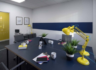 Business centre  in Cheshire, Stockport Road, 10 m² - MatchOffice.co.uk