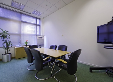 Business centre  in Cardiff, Falcon Drive, 24 m² - MatchOffice.co.uk