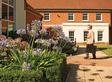  Business center  in Hertfordshire, Thremhall Park, 42 m² - MatchOffice.co.uk