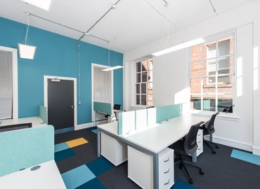 10 m² Shared workspace  in Glasgow, Regent Street (G2 2RQ) - 1 | MatchOffice
