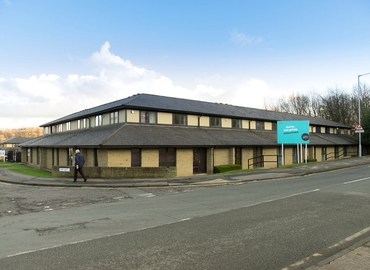 10 m² Business center property up for rent in Derbyshire, St Paul's Road (BD18 3DZ) - 1 | MatchOffice