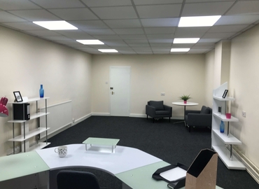 10 m² Business space in Bradford, Albion Road (BD10 9TQ) - 9 | MatchOffice