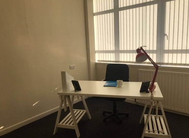 Business centre  in Bradford, Albion Road, 10 m² - MatchOffice.co.uk