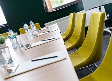  Meeting room hire in Doncaster, Ten Pound Walk, 10 m² - MatchOffice.co.uk