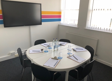  Conference venues in Staffordshire, Planetary Road, 10 m² - MatchOffice.co.uk