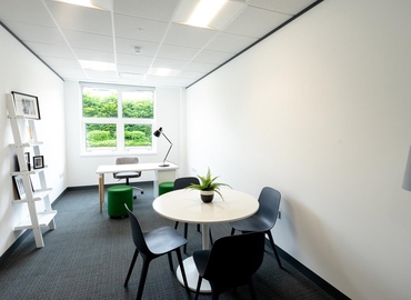 10 m² Business space in Birmingham Centre, Highlands Road (B90 4PD) - 6 | MatchOffice