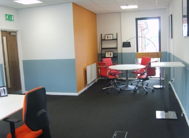  Business center  in Warwickshire, Fletchworth Gate, 10 m² - MatchOffice.co.uk