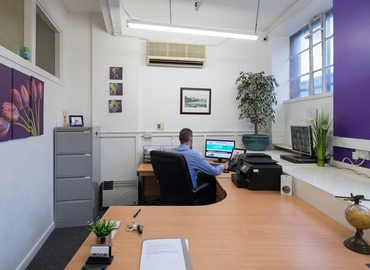 10 m² Business space in Nottingham, Roden Street (NG3 1JH) - 1 | MatchOffice