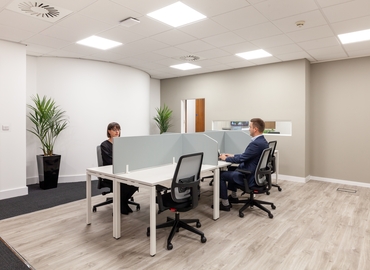 150 m² Business park in Devon, Southernhay Gardens (EX1 1UG) - 1 | MatchOffice.com