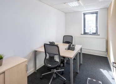 Business Centre in Gloucestershire, Worcester Street 31, 100 m² - MatchOffice.co.uk