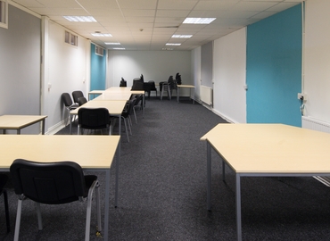 Business centre  in Gloucestershire, Bristol Road, 10 m² - MatchOffice.co.uk
