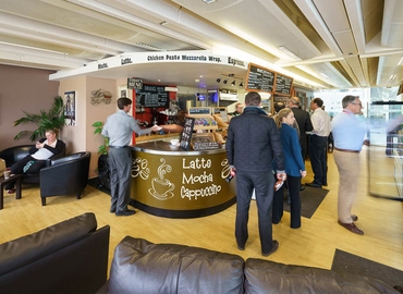 10 m² Meeting room in Hampshire, Basing View (RG21 4HG) - 1 | MatchOffice