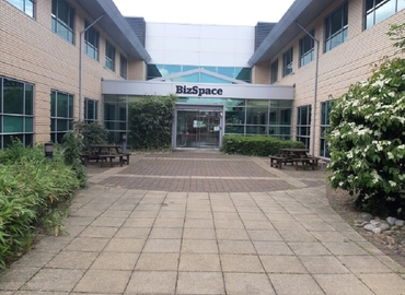 Business centre  in Reading, Brunel Road, 10 m² - MatchOffice.co.uk