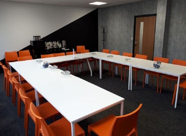 10 m² Meeting room in Gloucestershire, Corinium Avenue (GL4 3HX) - 0 | MatchOffice.com