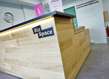  Meeting room hire in Hertfordshire, Pixmore Avenue, 10 m² - MatchOffice.co.uk