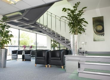 10 m² Business center in Surrey, 1 Delta Way (TW20 8RX) - 3 | MatchOffice