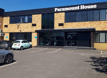 Meeting room in Surrey, 1 Delta Way, 10 m² - MatchOffice.co.uk